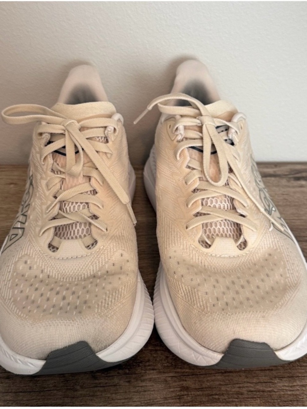 Hoka Women's Mach 6